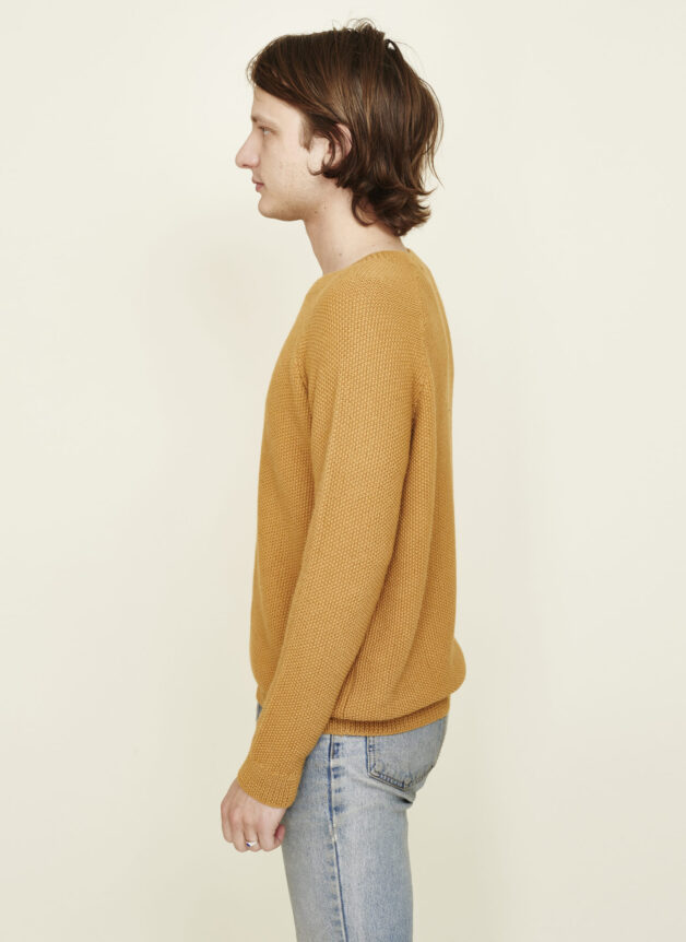 Hesperios 001 Fårö unisex baby alpaca sweater in Mustard relaxed fit rice-stitch knit with ribbed neck, cuffs, and hem.