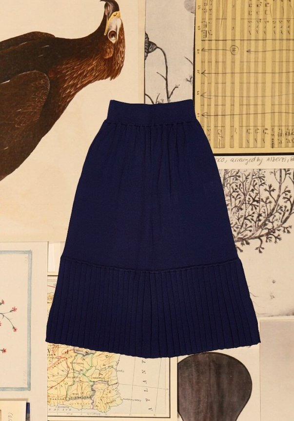 100% Baby Alpaca Skirt, Wool Skirt, Hesperios Skirt, Hesperios Knitwear, High-Quality Knitwear, Sustainable Wool Sweater, Sustainable Knitwear, Unisex Sweater, World's Best Sweater, Elevated Knitwear, Finest Wool Sweater, World’s Best Sweater, Blue Skirt