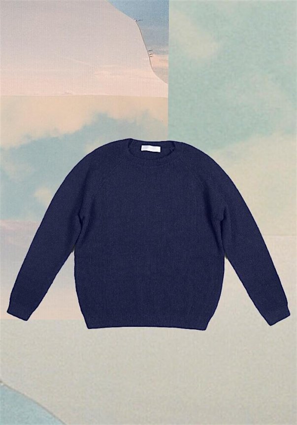 100% Baby Alpaca Sweater, Wool Sweater, Hesperios Sweater, Hesperios Knitwear, High-Quality Knitwear, Sustainable Wool Sweater, Sustainable Knitwear, Unisex Sweater, World's Best Sweater, Elevated Knitwear, Finest Wool Sweater, World’s Best Sweater, Blue Sweater.